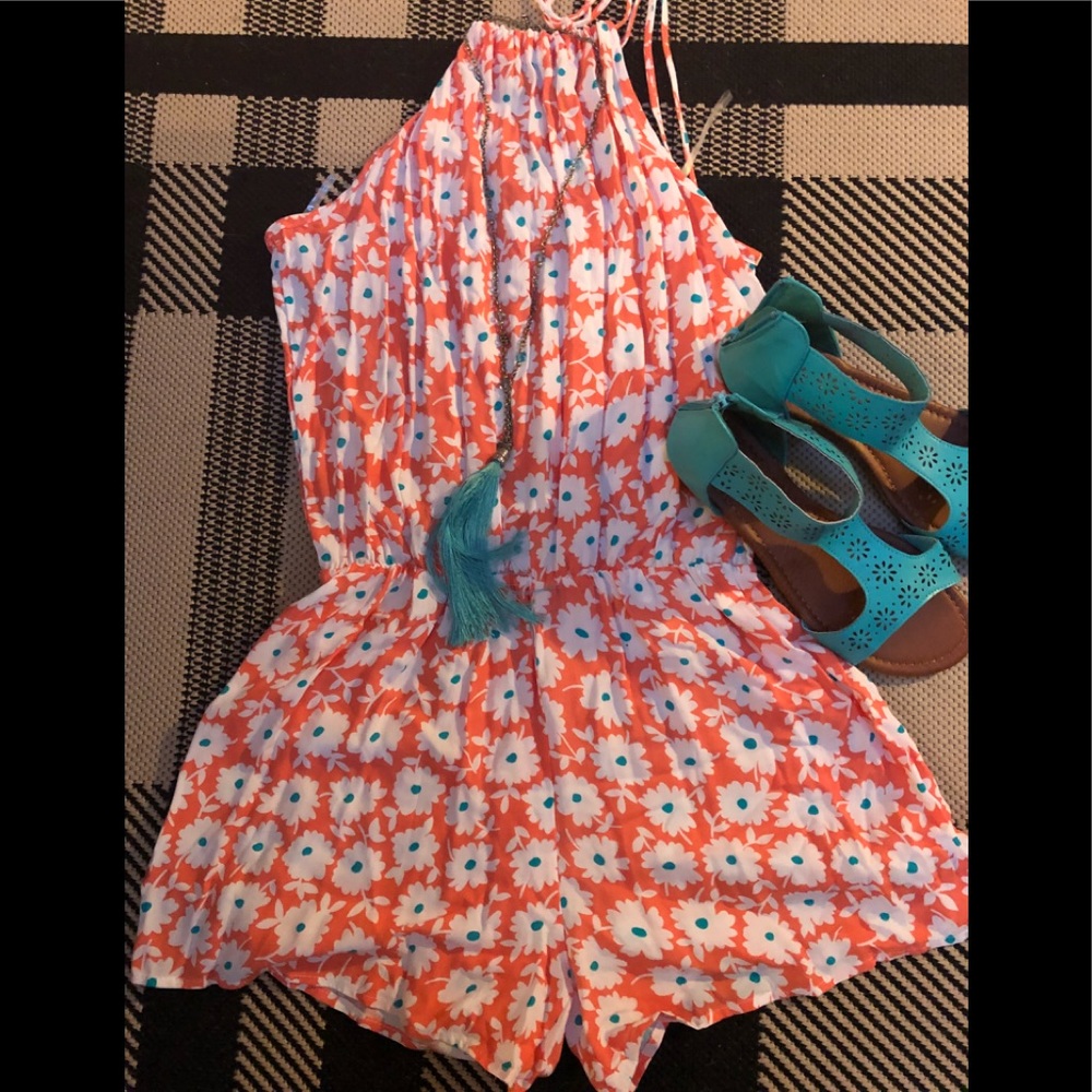 Mitto to the World Ladies Romper.  Size L.